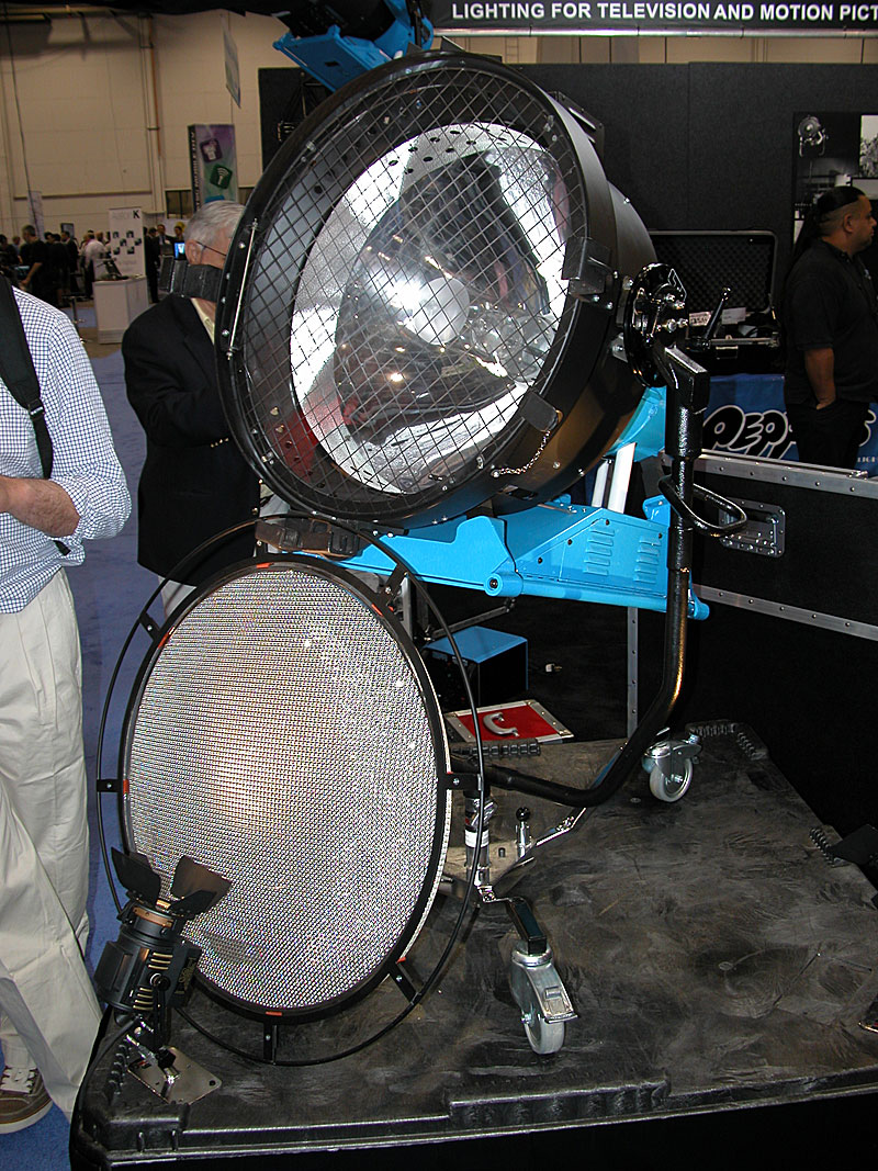 B_NAB09_LTM_CINEPAR18