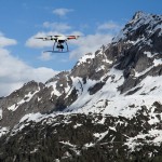 Quadrokopter überquert die Alpen