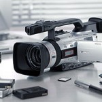 Canon: Neuer kompakter 3-CCD-DV-Camcorder