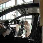 VW produziert in HD für die »Gläserne Manufaktur«