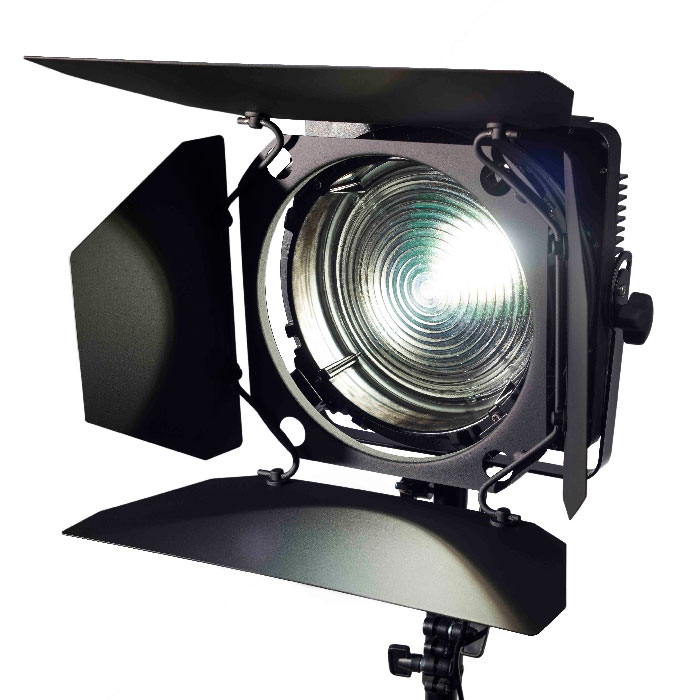 Zylight F8 LED Fresnel: Stufenlinsen-Scheinwerfer mit LED-Technik 