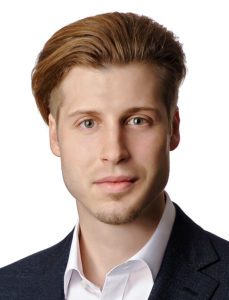 Konstantin Knauf, Qvest Media, Porträt