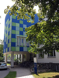 IRT, Gebäude