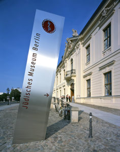 Jüdischen Museum Berlin, Fassade