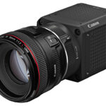 Lichtstarke, kompakte Würfelkamera: Canon ML-105 EF