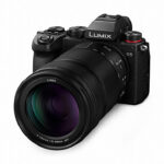 Kompaktes Panasonic Lumix S 70-300mm Telezoomobjektiv